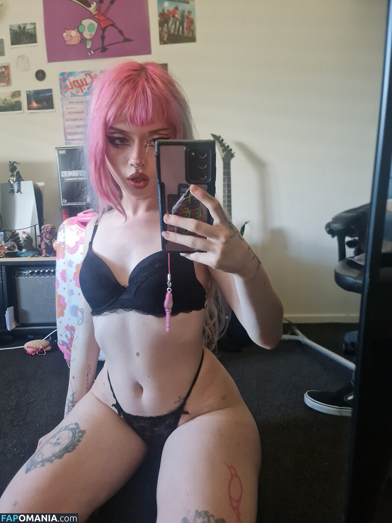 +:｡.ruby ʚ ♡ ɞ ⋆ ✧.｡ / allmyheartbear / myarykerx / usakumyawhore / usakyumawhore Meztelen OnlyFans  Kikerült fotó #36