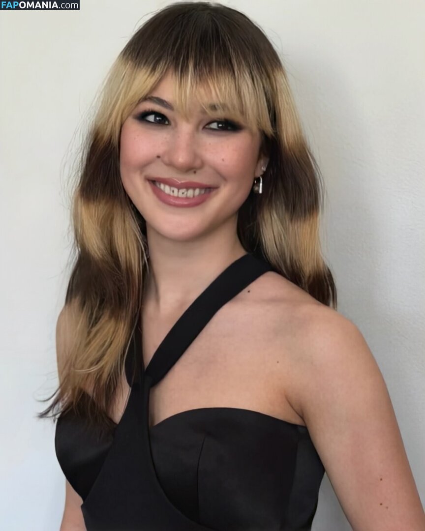 Alysa Liu / AlysaLiu / alysaxliu / https: Meztelen OnlyFans  Kikerült fotó #24