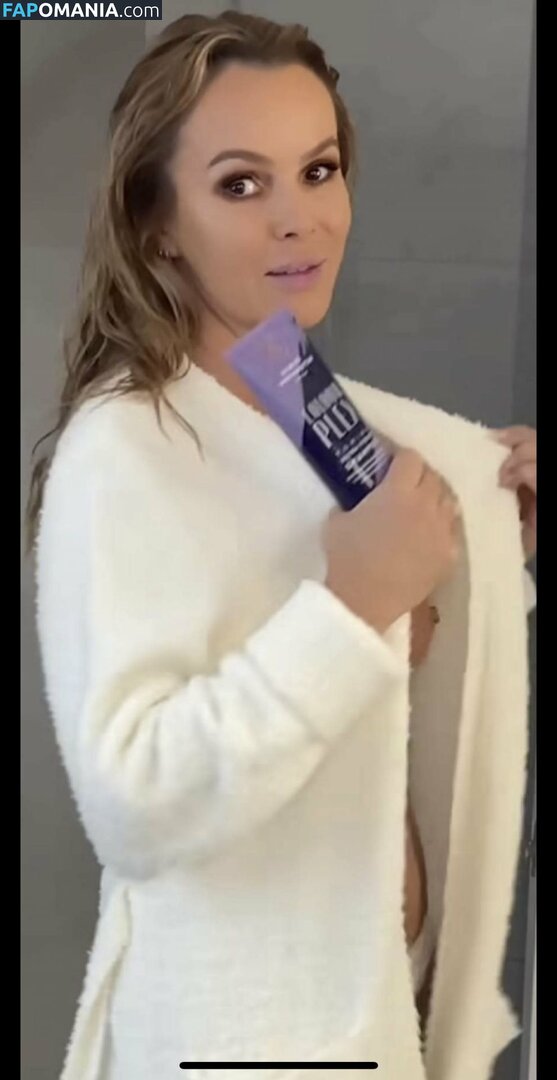 Amanda Holden / noholdenback Meztelen OnlyFans  Kikerült fotó #461