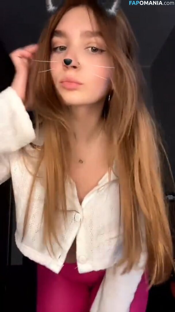 Amateur Streamers / radiatedfox Meztelen OnlyFans  Kikerült fotó #90