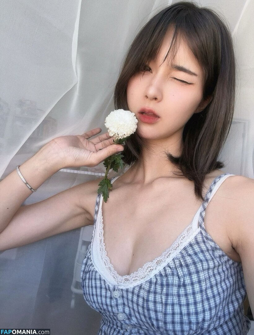 Amiechikin Meztelen OnlyFans  Kikerült fotó #2