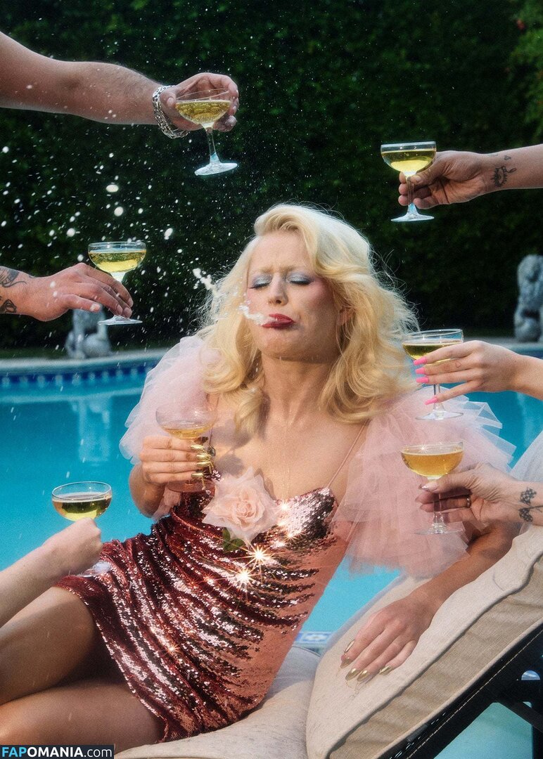 Amy Taylor / Amyl And The Sniffers / amytaylor / caltexcowgirll Meztelen OnlyFans  Kikerült fotó #2