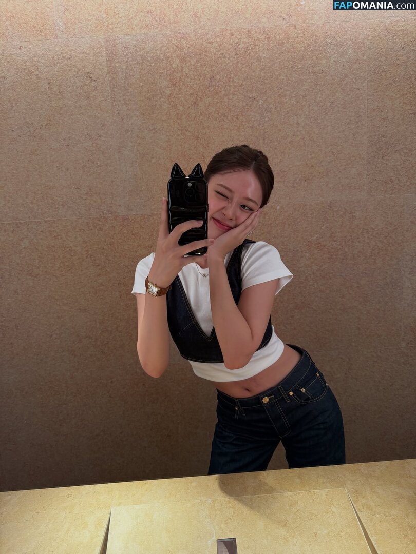 An IVE / An Yujin 안유진 | / _yujin_an Meztelen OnlyFans  Kikerült fotó #6