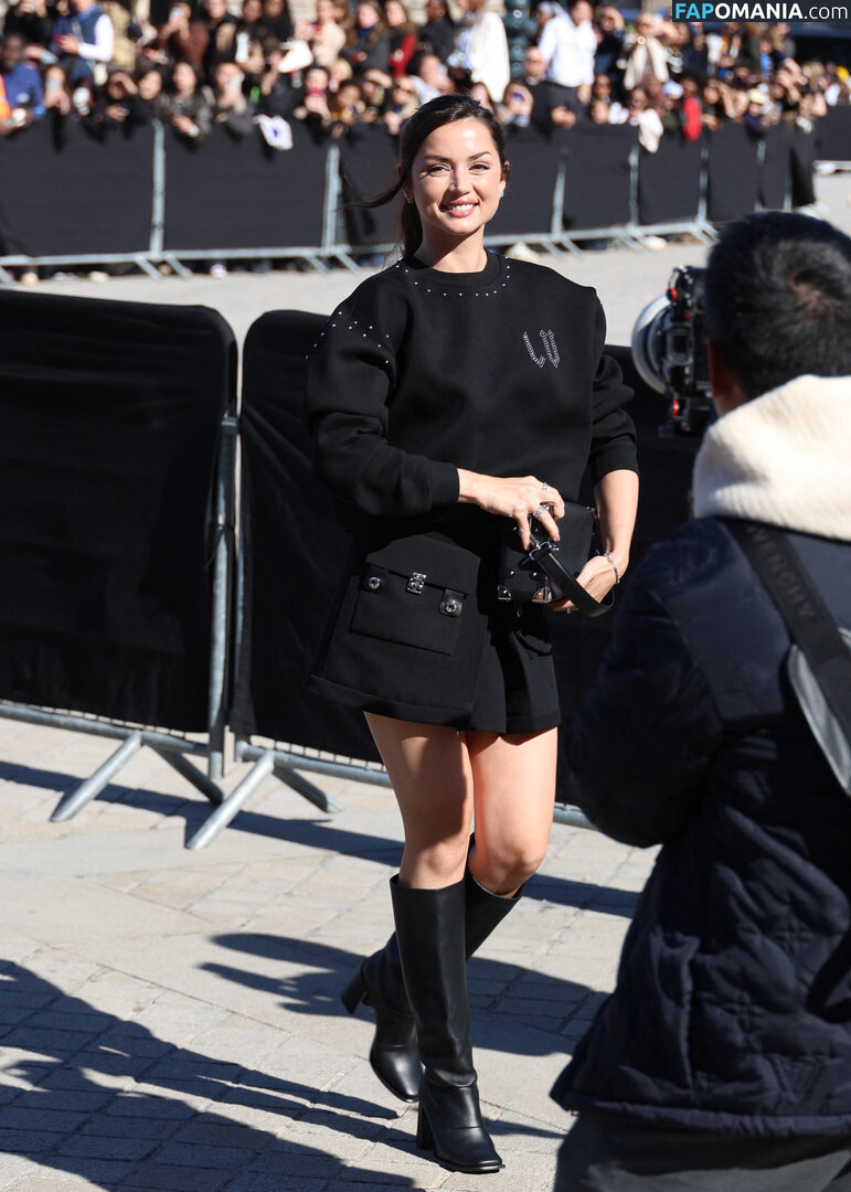 Ana De Armas / ana_d_armas / anadearmas / anadearmasdaily / https: Meztelen OnlyFans  Kikerült fotó #1327