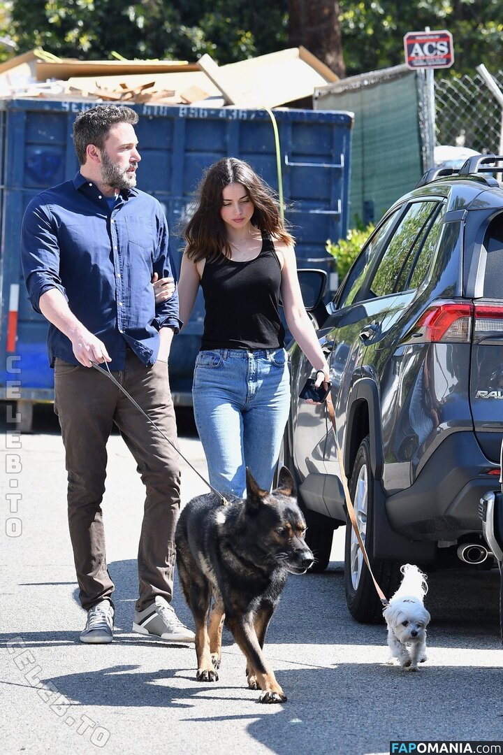 Ana De Armas / ana_d_armas / anadearmas / anadearmasdaily / https: Meztelen OnlyFans  Kikerült fotó #1385