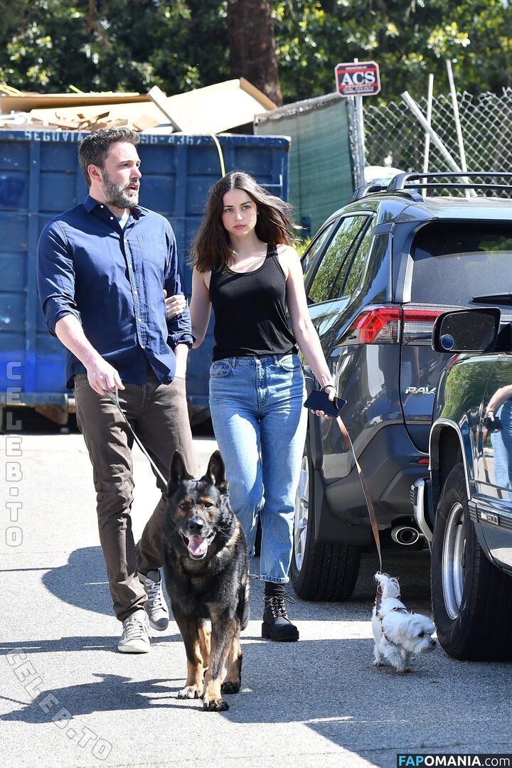 Ana De Armas / ana_d_armas / anadearmas / anadearmasdaily / https: Meztelen OnlyFans  Kikerült fotó #1390