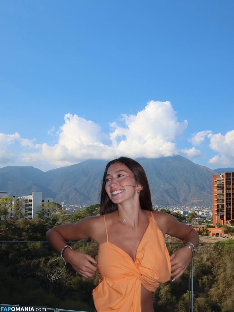 Ana Pacella / Anabarbara1108 / anachuii Meztelen OnlyFans  Kikerült fotó #2