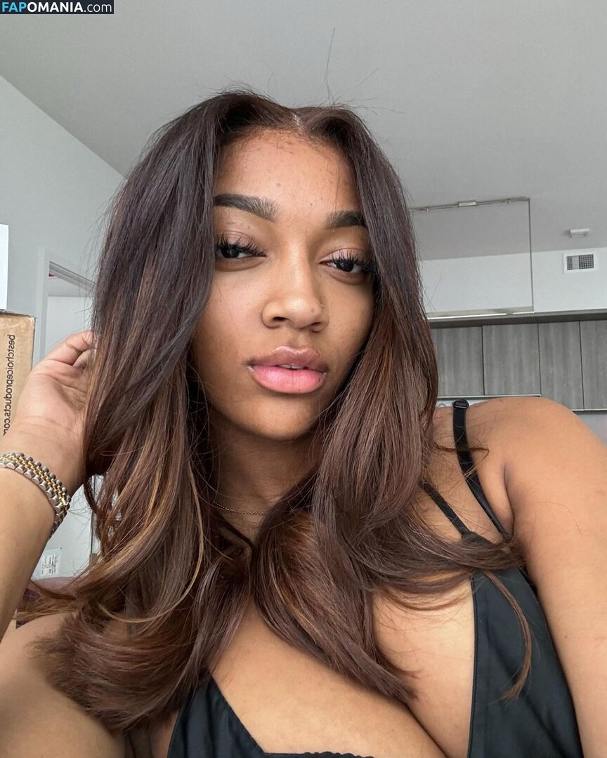 Angel Reese / Reese10Angel / angelreese10 / angelreesecenter Meztelen OnlyFans  Kikerült fotó #19