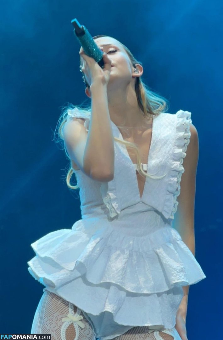 Angèle Meztelen OnlyFans  Kikerült fotó #19