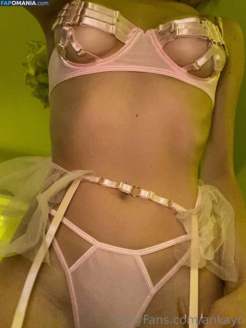 Ankayo / ankaayoo / miatrippy / vnkass Meztelen OnlyFans  Kikerült fotó #2