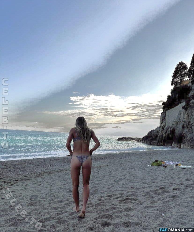 Anna Weidel / annaweidel / weidelanna Meztelen OnlyFans  Kikerült fotó #3