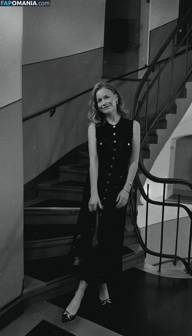 Aurelia Heinz / annaaaurelia / relianana Meztelen OnlyFans  Kikerült fotó #1