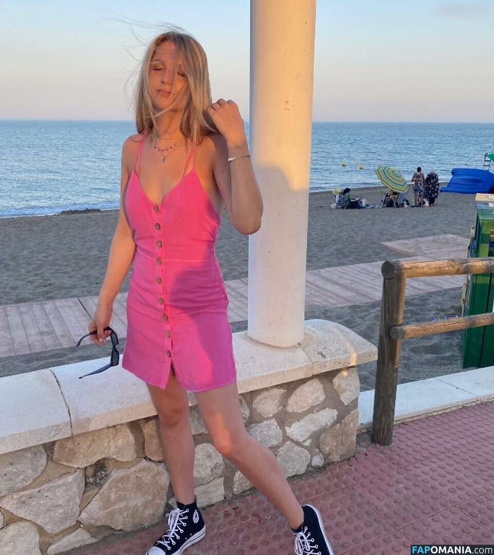 Annkatrin Waerder (ankiwadr) Meztelen OnlyFans  Kikerült fotó #9