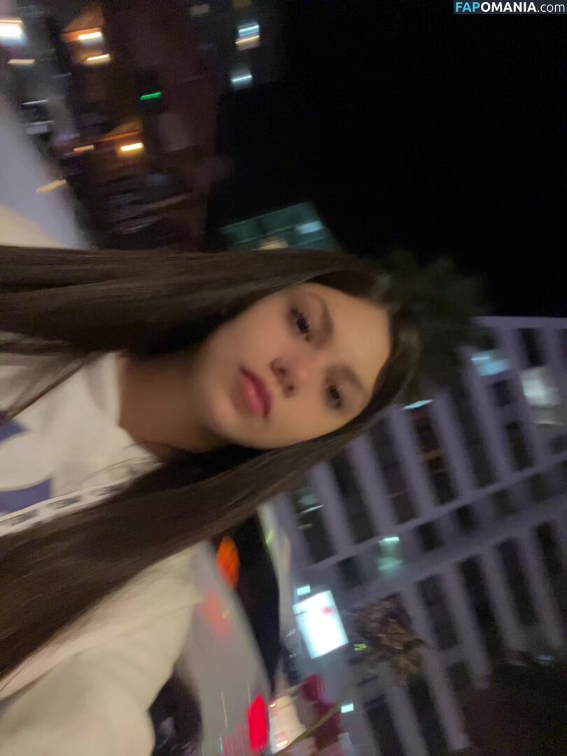 antoniia.blessed / https: Meztelen OnlyFans  Kikerült fotó #5