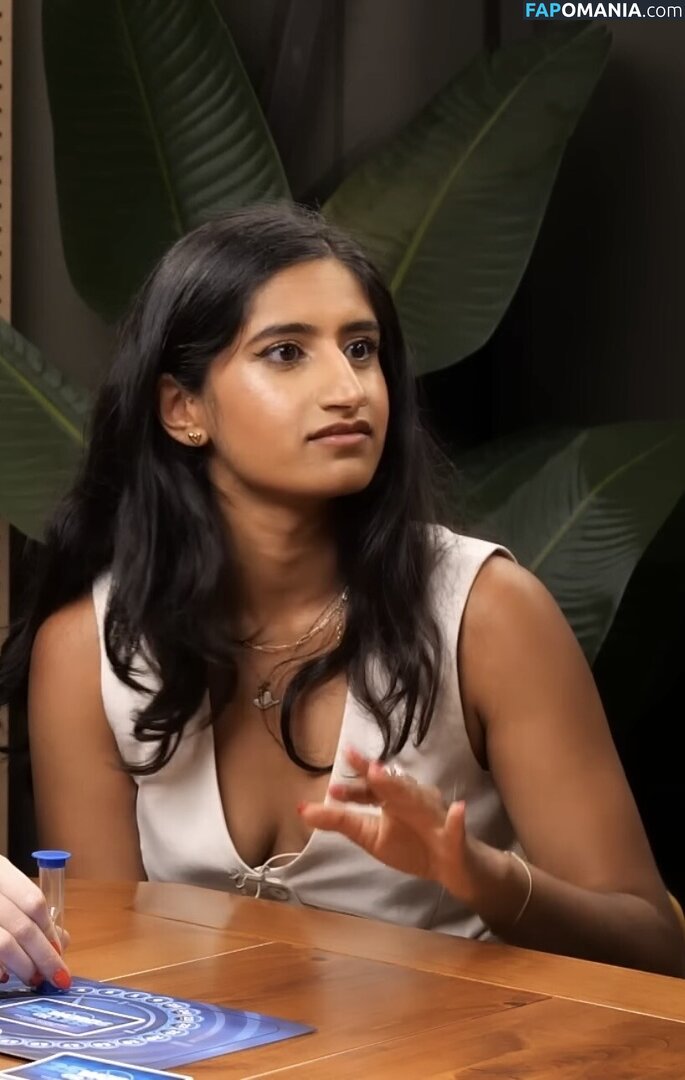 Arasha Lalani / arashalalani / arashalalani_ Meztelen OnlyFans  Kikerült fotó #2