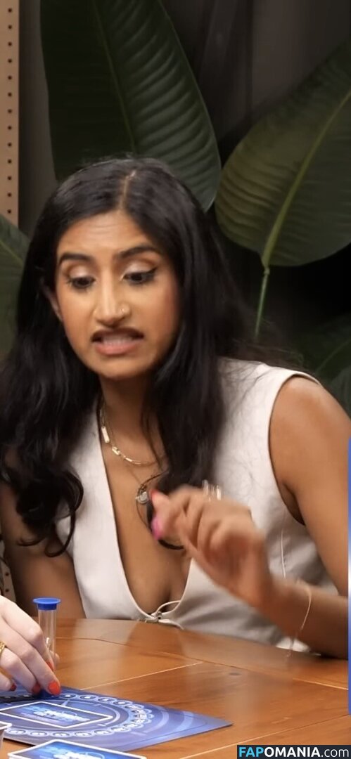 Arasha Lalani / arashalalani / arashalalani_ Meztelen OnlyFans  Kikerült fotó #3