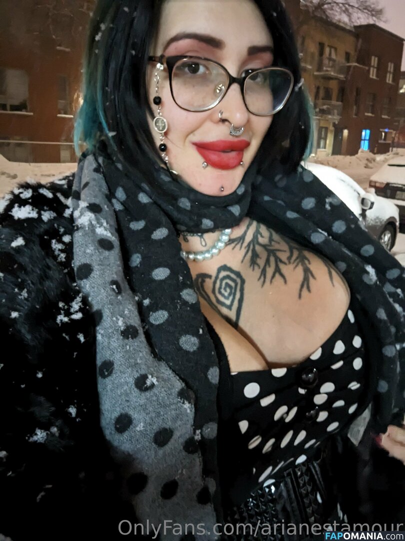 Ariane Saint Amour / ariane_st.amour / arianestamour Meztelen OnlyFans  Kikerült fotó #9