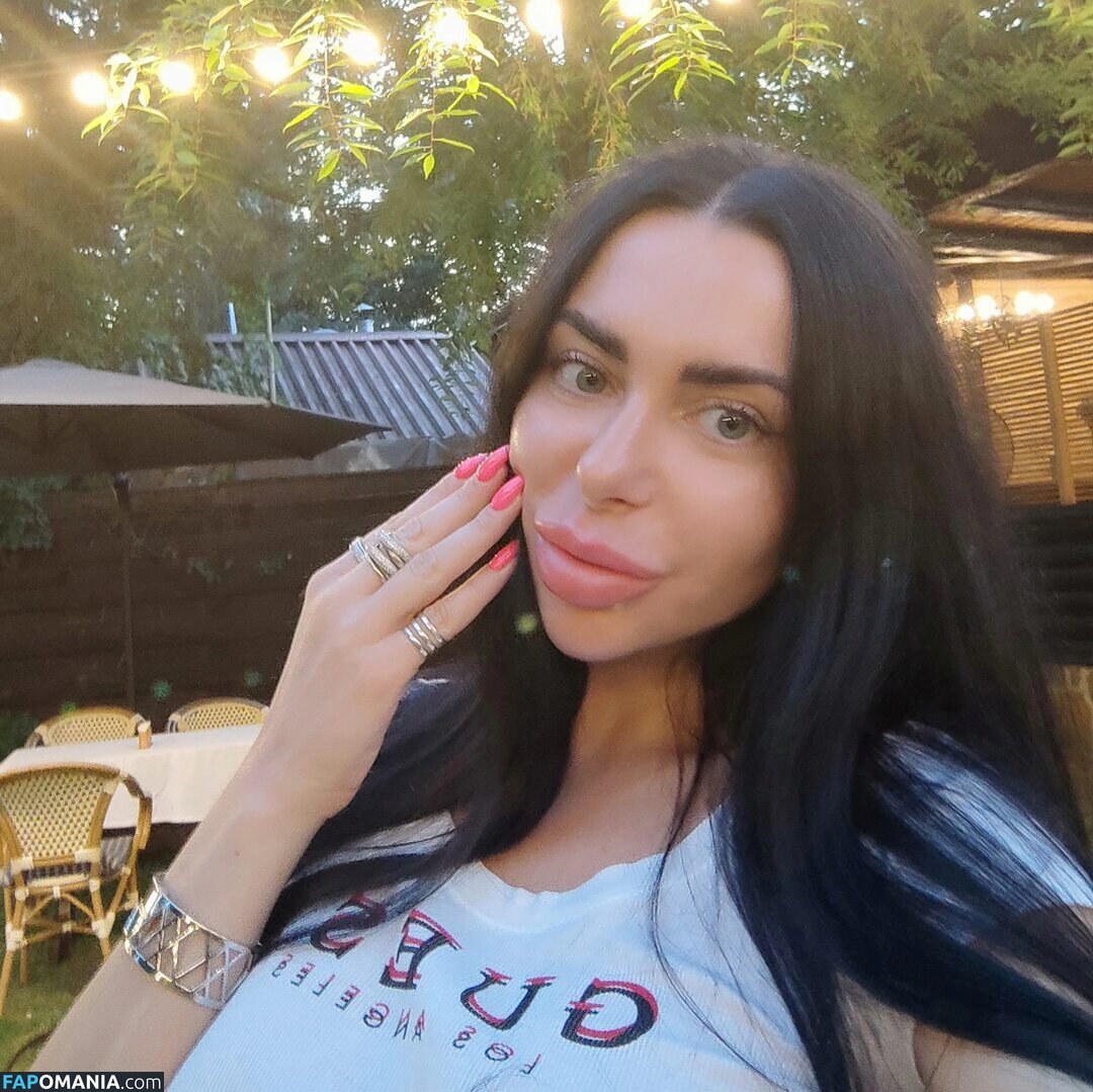 arish.lamborghini / arish_lamborghini Meztelen OnlyFans  Kikerült fotó #1