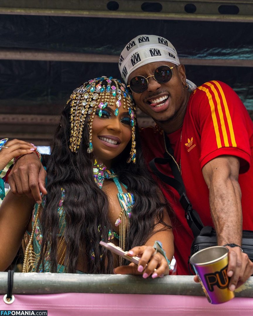 Ashanti / ashantithisisme / https: / shawnababyxxx Meztelen OnlyFans  Kikerült fotó #21