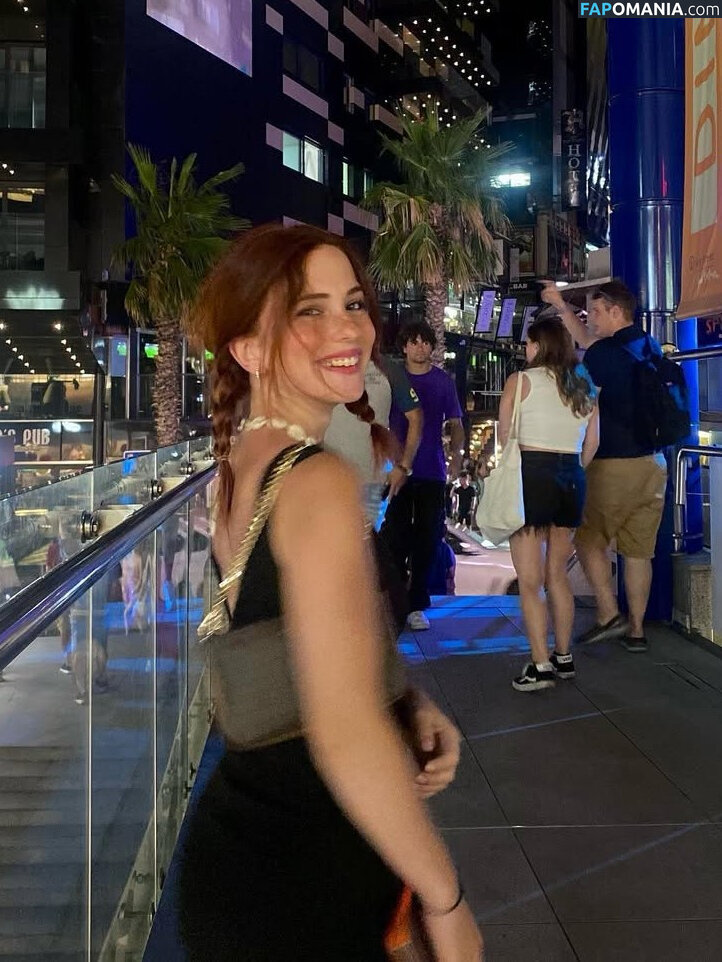 Asia B. Meztelen OnlyFans  Kikerült fotó #9