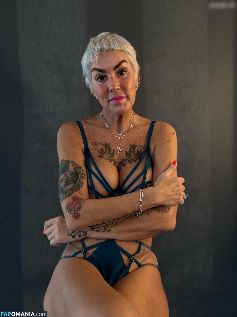 Astrid Zeegen Holt / astridiwantyouinmylife Meztelen OnlyFans  Kikerült fotó #6