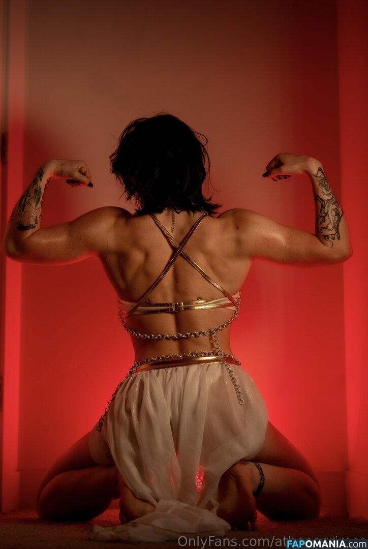 Athena Grimes / athena.cos / pinkemilki Meztelen OnlyFans  Kikerült fotó #15
