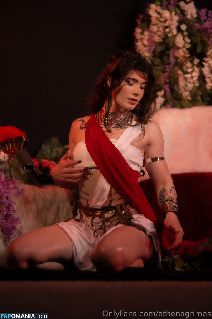 Athena Grimes / athena.cos / pinkemilki Meztelen OnlyFans  Kikerült fotó #39