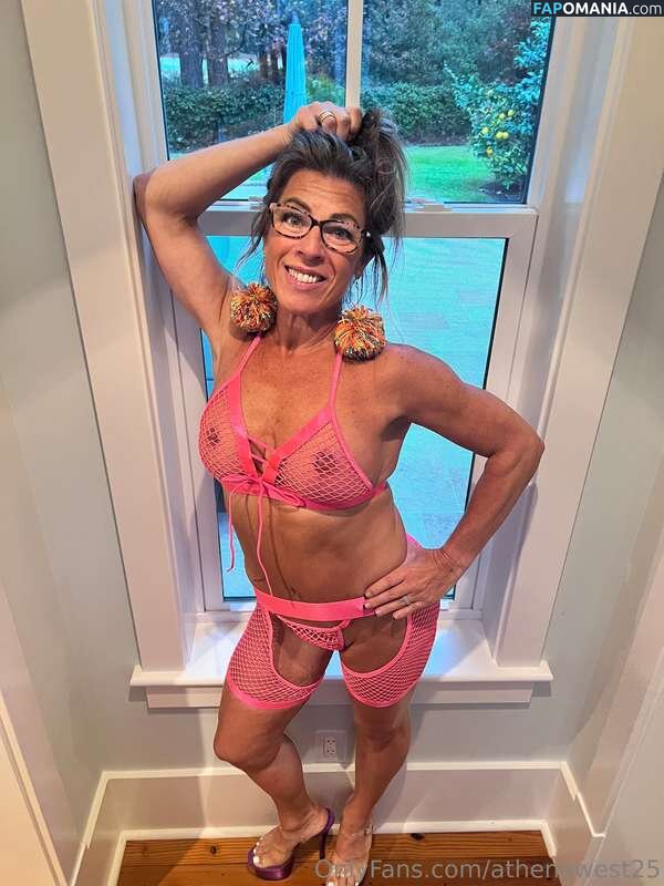 AthenaWest / athenawest25 / https: Meztelen OnlyFans  Kikerült fotó #10