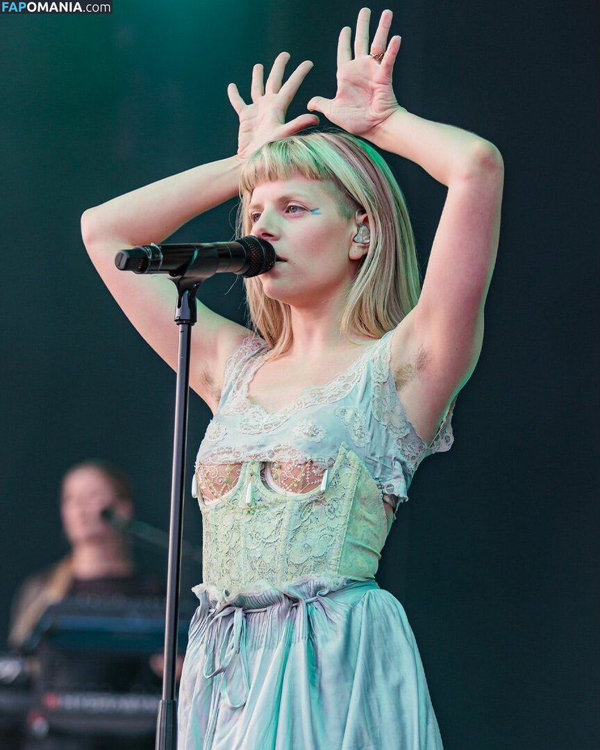 Aurora Aksnes / auroramusic / singer Meztelen OnlyFans  Kikerült fotó #214