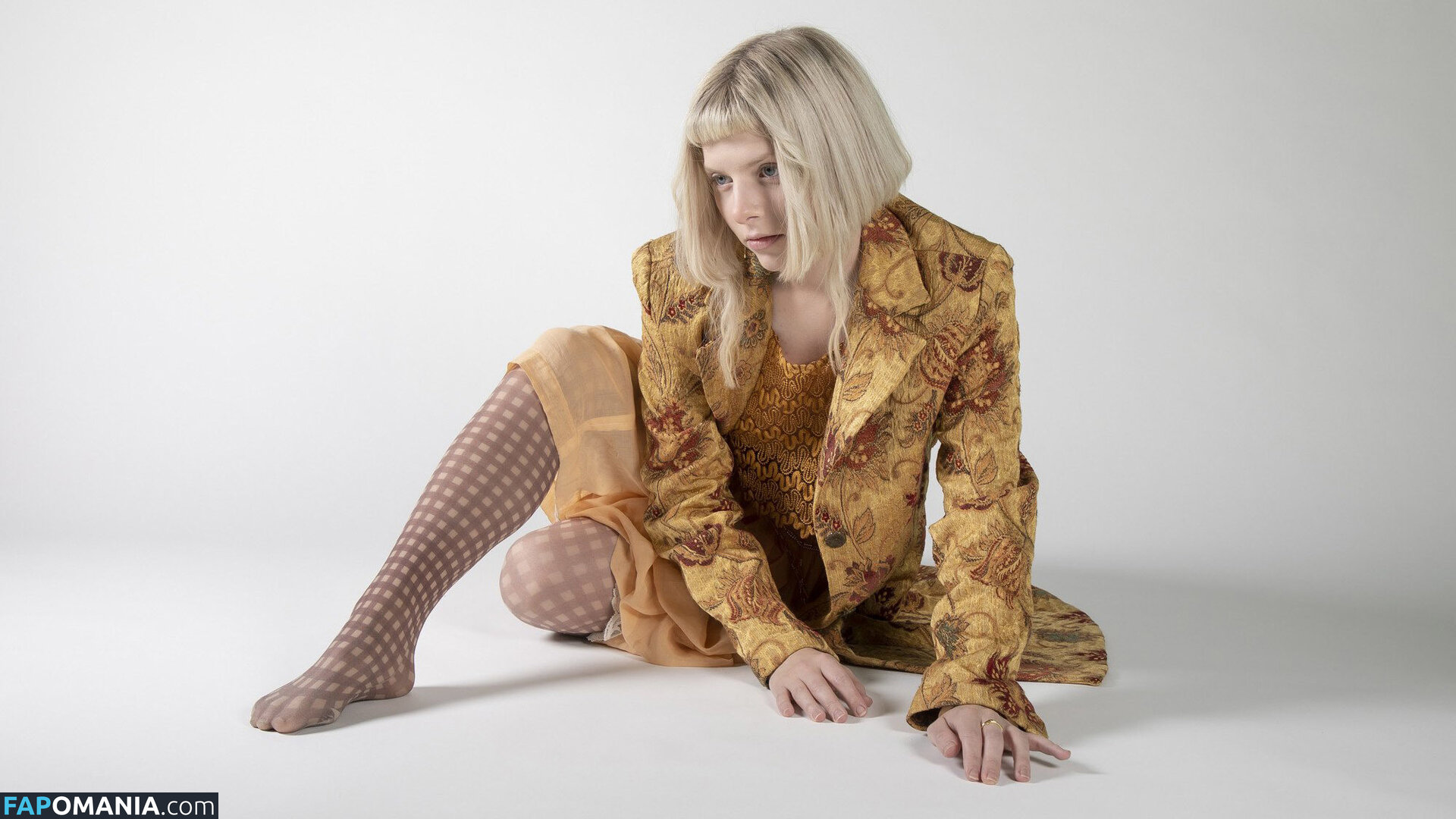 Aurora Aksnes / auroramusic / singer Meztelen OnlyFans  Kikerült fotó #237
