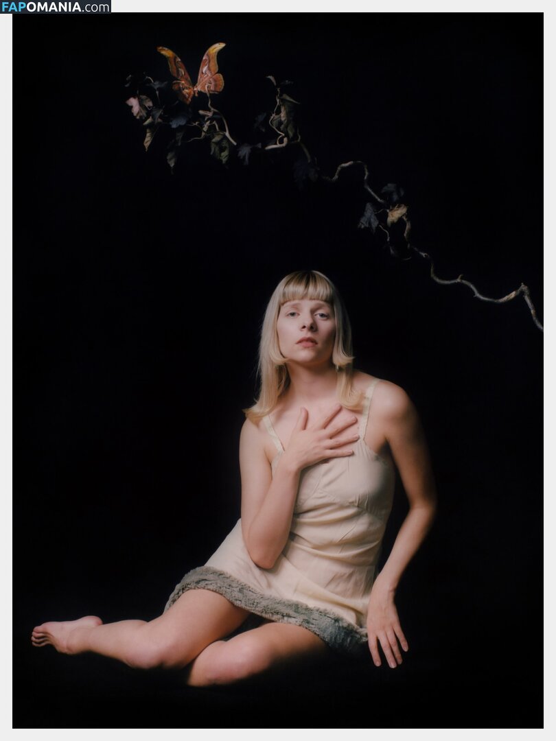 Aurora Aksnes / auroramusic / singer Meztelen OnlyFans  Kikerült fotó #263