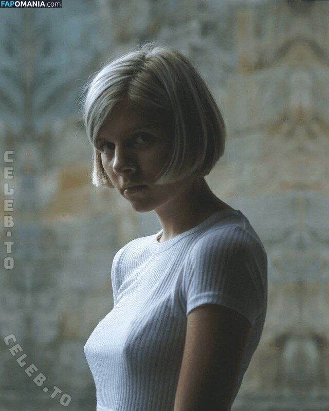 Aurora Aksnes / auroramusic / singer Meztelen OnlyFans  Kikerült fotó #272