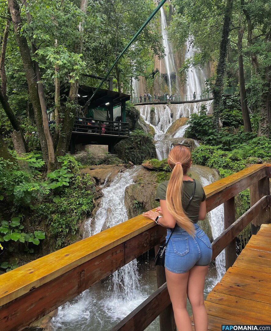 Aurora Menchaca / aurora_mgzz / auroramenchacaoficial / https: Meztelen OnlyFans  Kikerült fotó #14