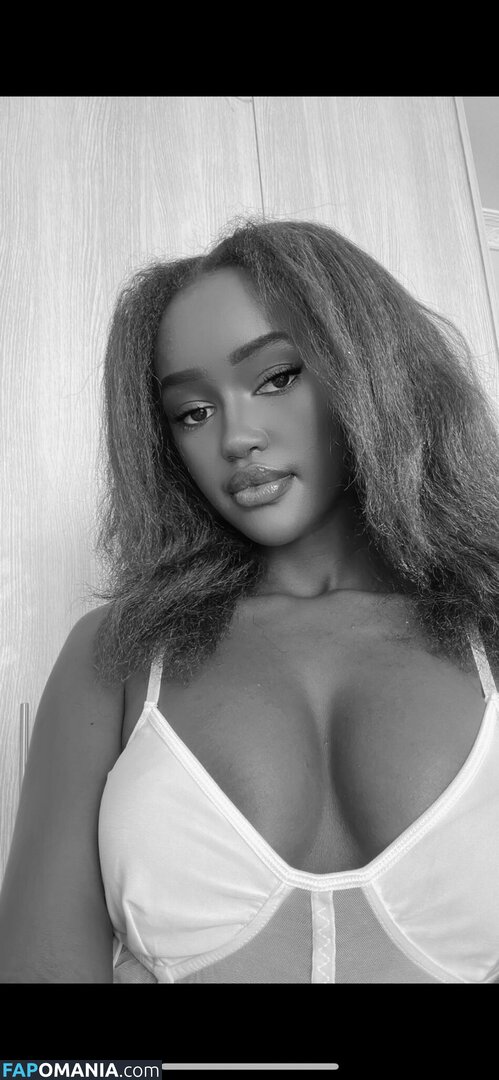 aurora_staar / aurora_star Meztelen OnlyFans  Kikerült fotó #1