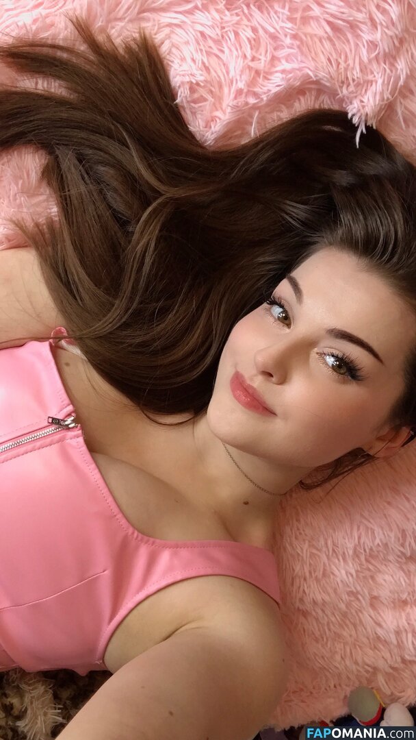auroraiskira / kingauratv Meztelen OnlyFans  Kikerült fotó #2