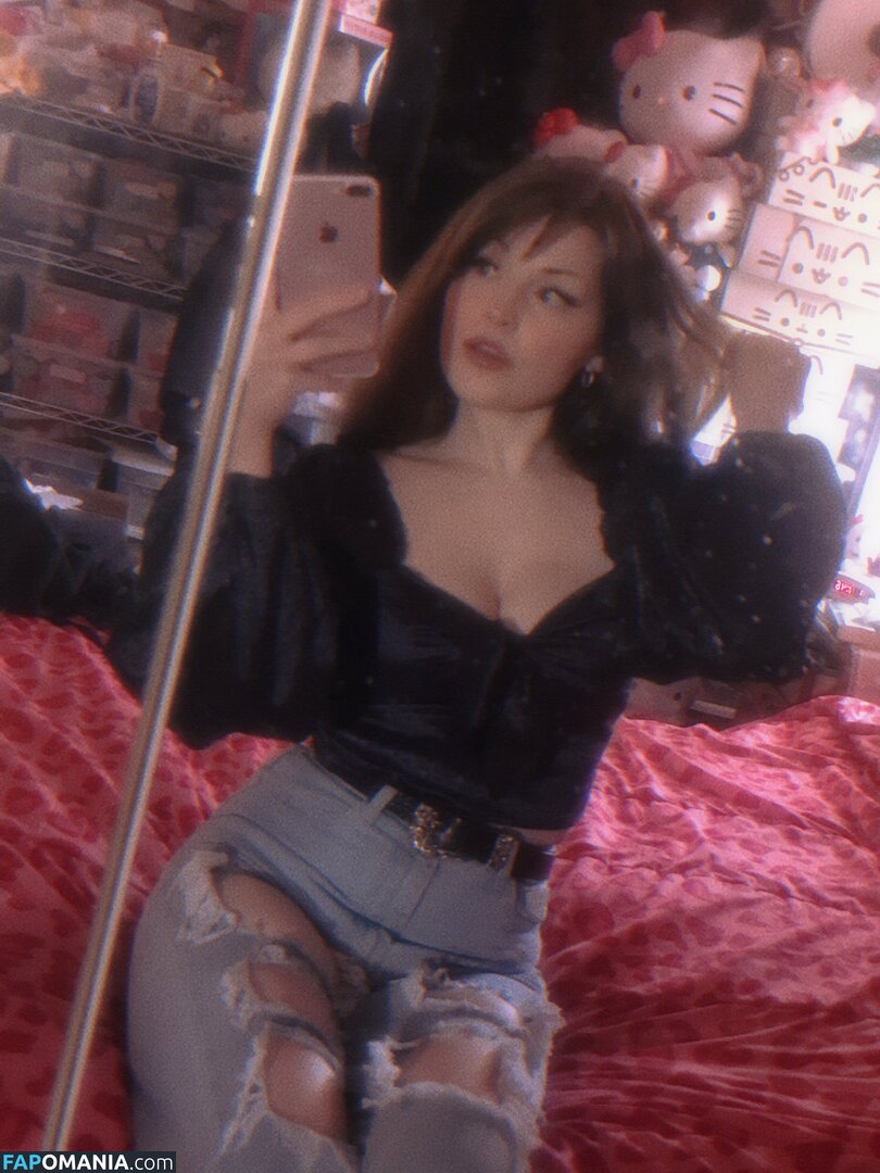 auroraiskira / kingauratv Meztelen OnlyFans  Kikerült fotó #6