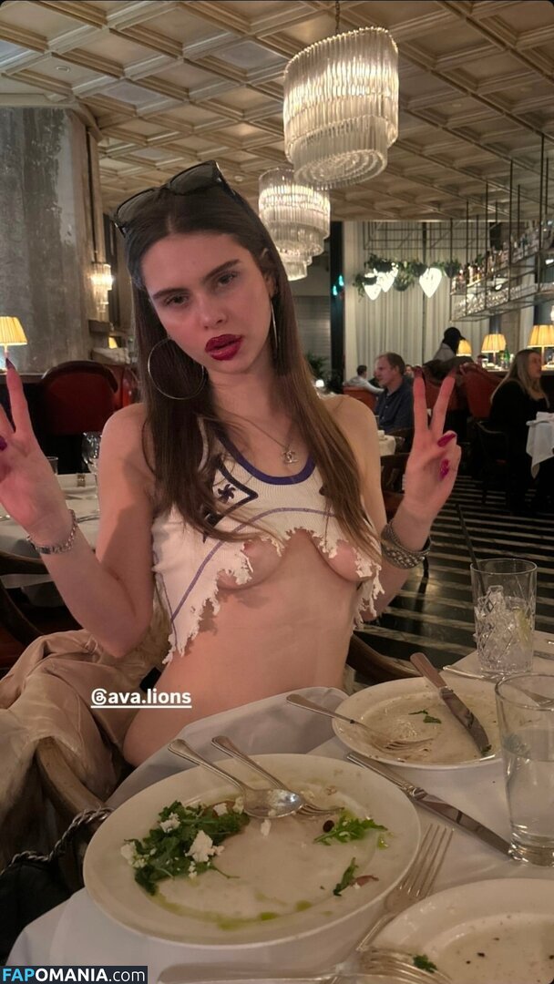 ava.lions / manictrapqueen Meztelen OnlyFans  Kikerült fotó #1