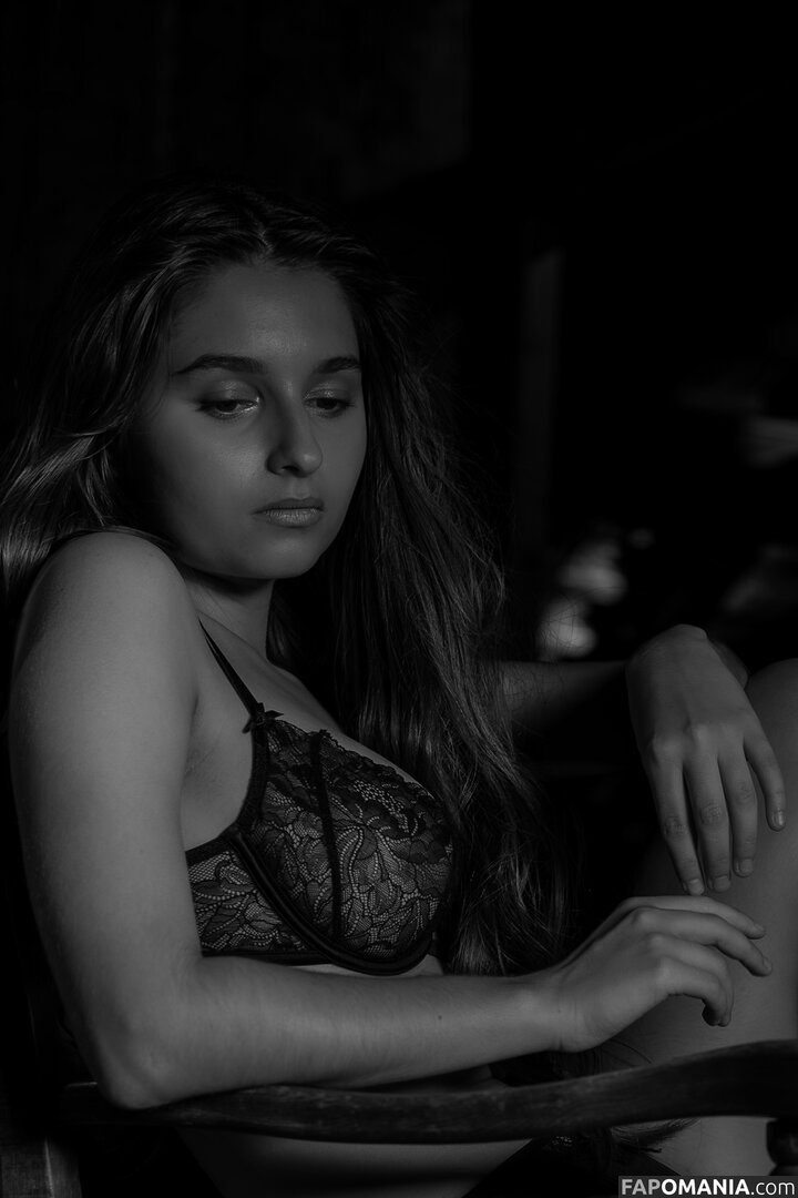 Avrelia Amaris / avreliee Meztelen OnlyFans  Kikerült fotó #19
