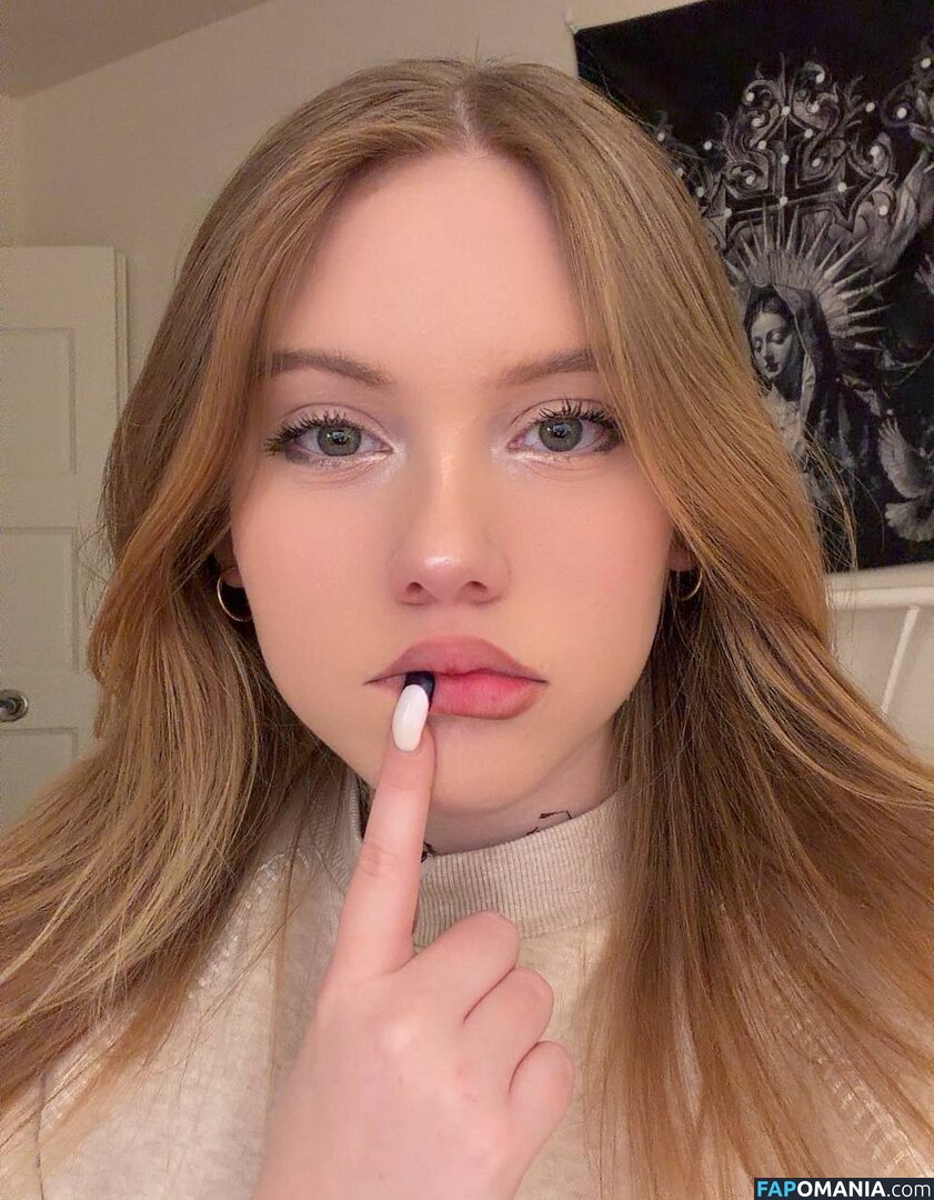 Avrrorkar / kira Avrrorka / kirakryl07 Meztelen OnlyFans  Kikerült fotó #2