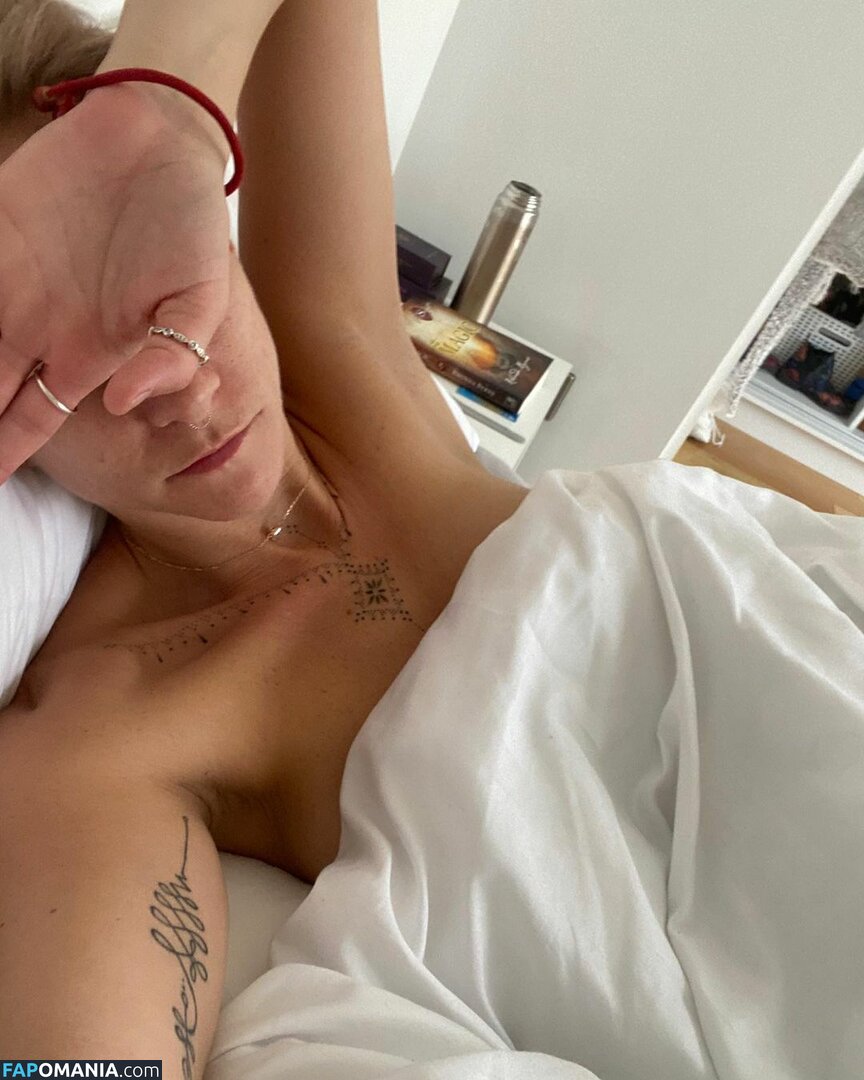 Axellepeach_ / axellepeach Meztelen OnlyFans  Kikerült fotó #1