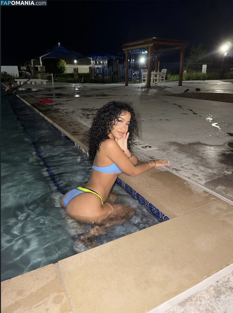 Aya Tanjali / ayaatanjali / ayaminaj_ / ayatanjali Meztelen OnlyFans  Kikerült fotó #19