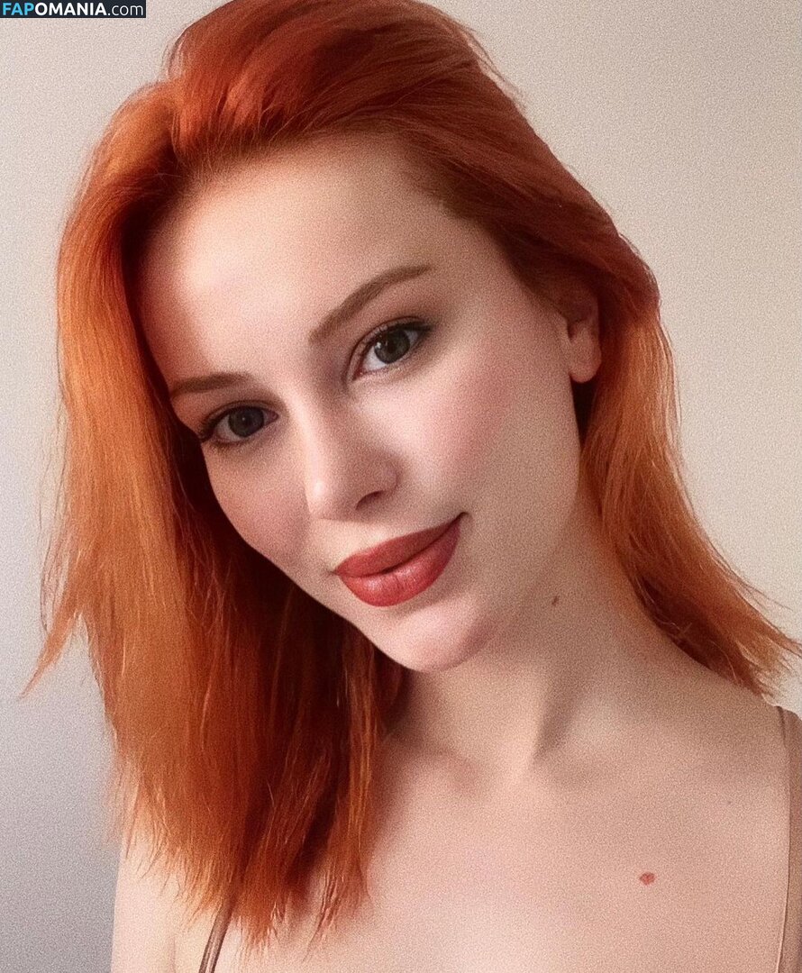Aysennyuksel / moonbae.8 Meztelen OnlyFans  Kikerült fotó #2