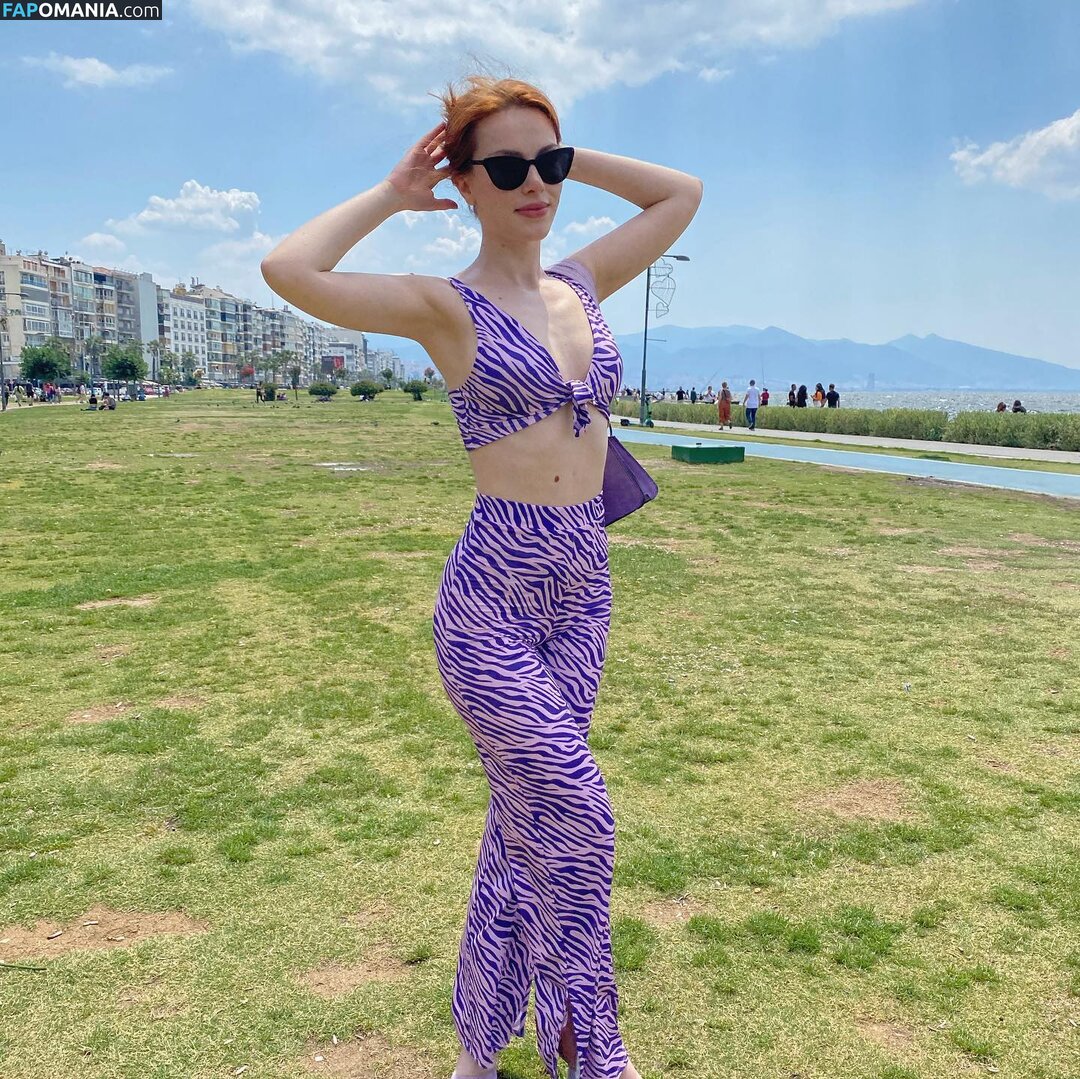 Aysennyuksel / moonbae.8 Meztelen OnlyFans  Kikerült fotó #8