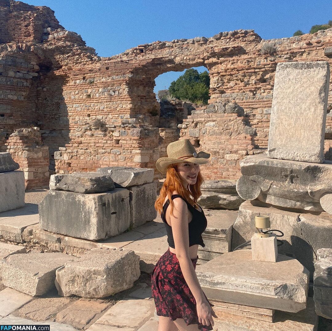 Aysennyuksel / moonbae.8 Meztelen OnlyFans  Kikerült fotó #13