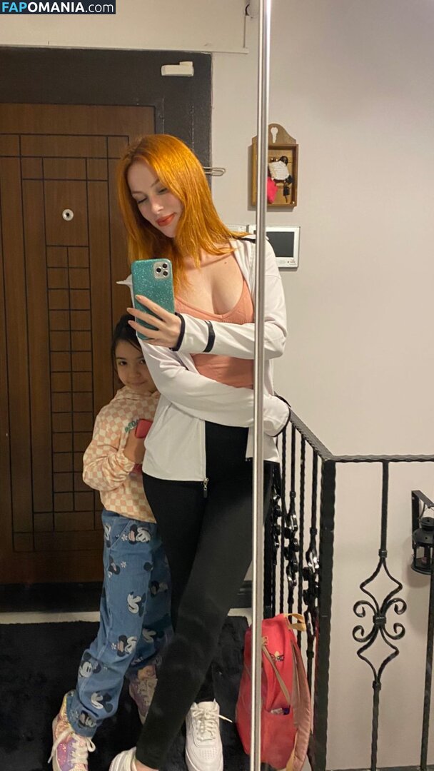 Aysennyuksel / moonbae.8 Meztelen OnlyFans  Kikerült fotó #18