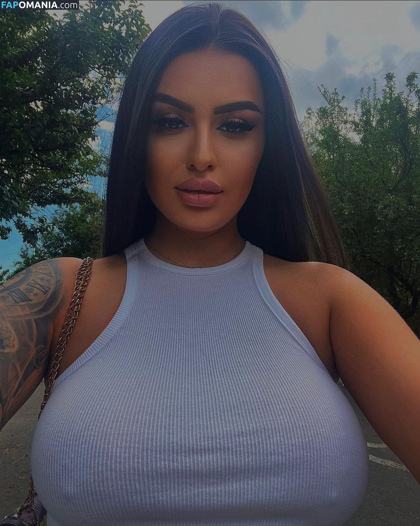 _b_miruna / k.miruu Meztelen OnlyFans  Kikerült fotó #2