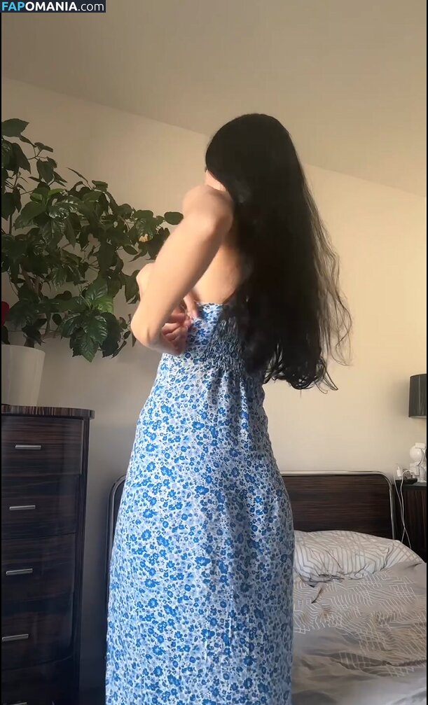 B_u_l_o_c_h_k_a / bulochkatyt Meztelen OnlyFans  Kikerült fotó #1123