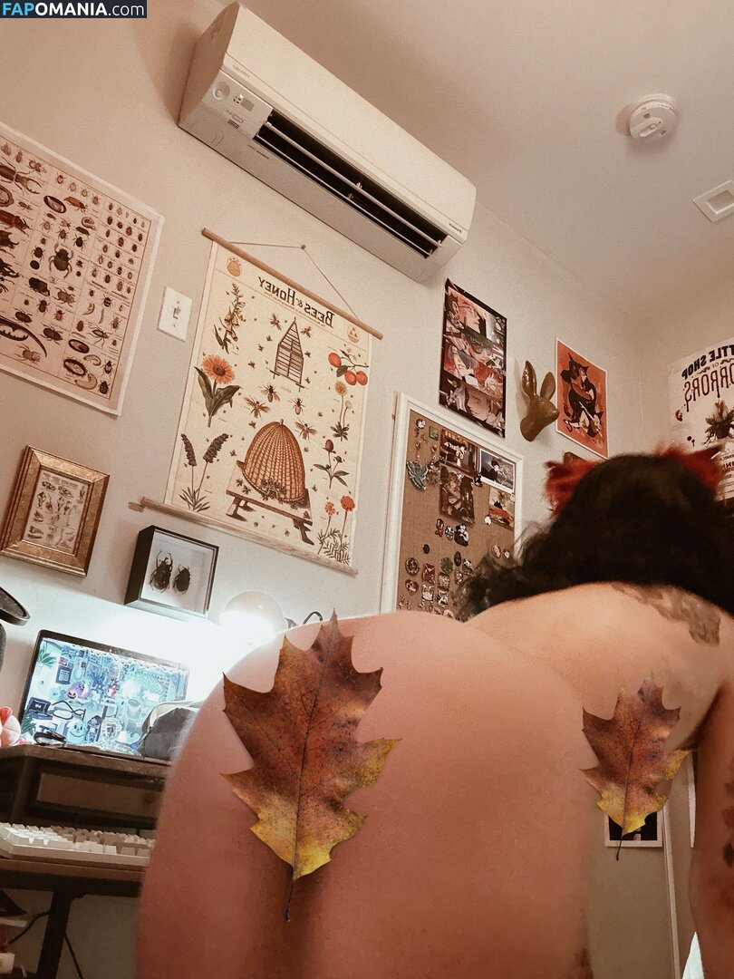 B1tchy_lesbian / laurenmonac0 Meztelen OnlyFans  Kikerült fotó #3