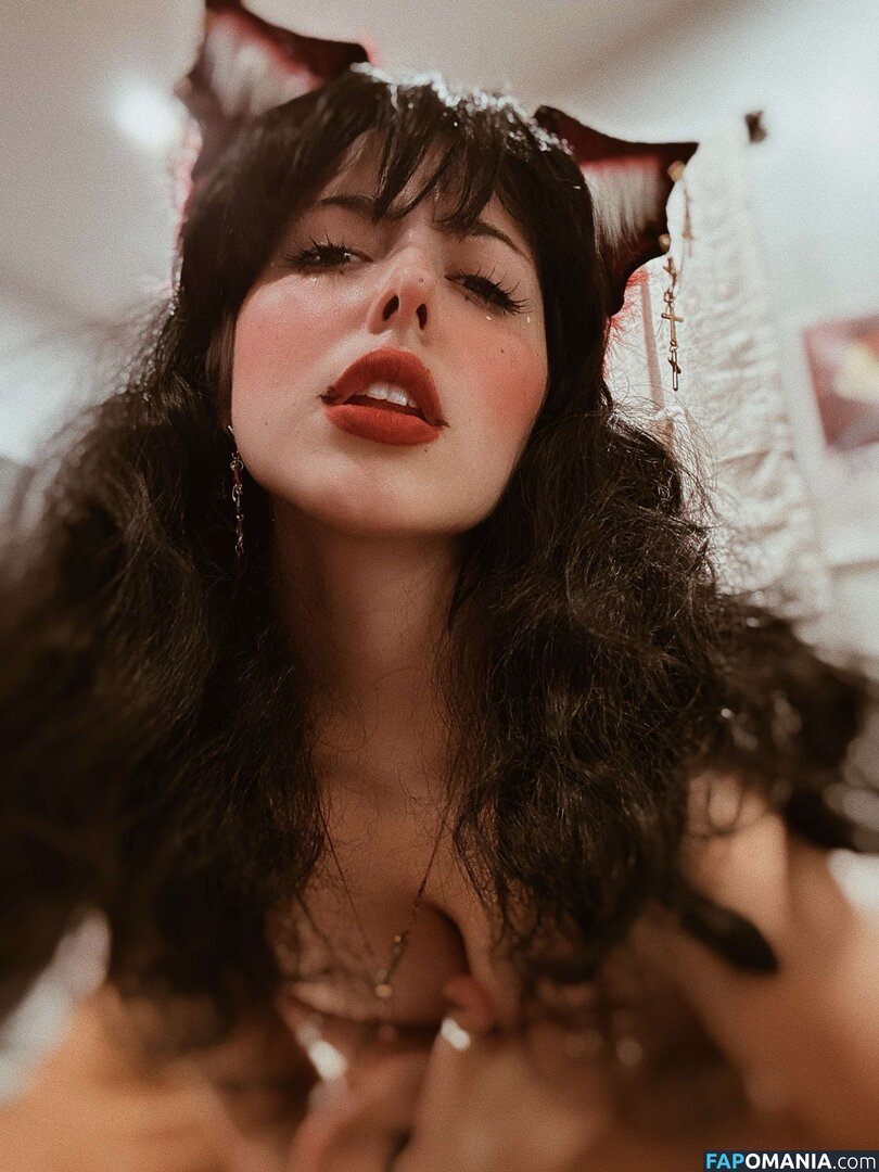 B1tchy_lesbian / laurenmonac0 Meztelen OnlyFans  Kikerült fotó #4