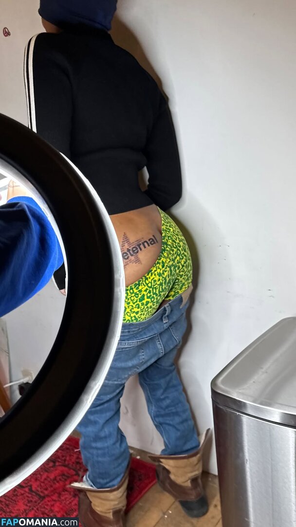 BABYOSAMA / Baby Osama / Baby Osamaa / babyosamaaaaaaaaaaaa Meztelen OnlyFans  Kikerült fotó #1